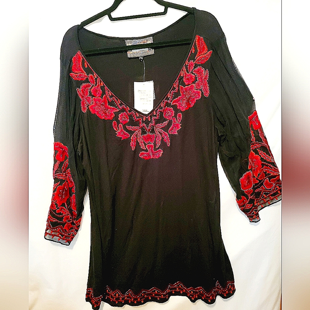 Embroidered Tunic-black with red trim-XXL-NWT-Valentine's